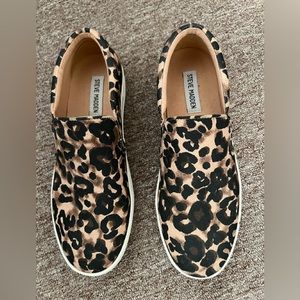 Steve Madden leopard slip on sneakers